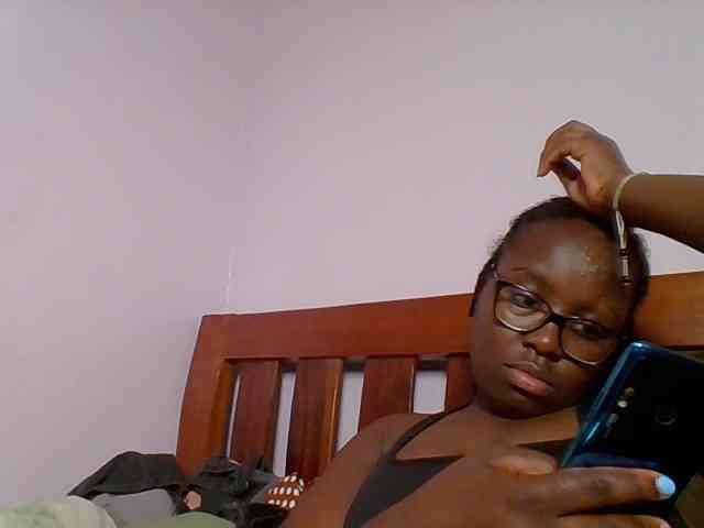 Sweetariah1 webcam