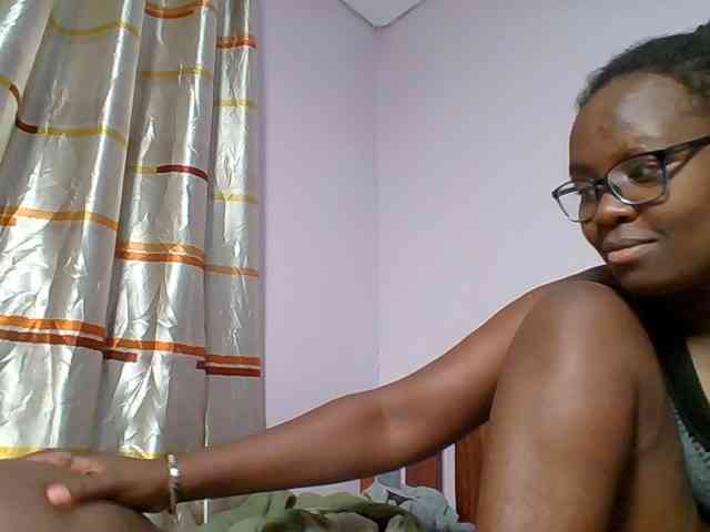 Sweetariah1 webcam