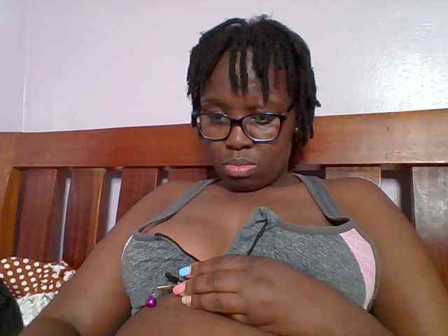 Sweetariah1 webcam