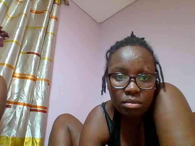 Sweetariah1 webcam
