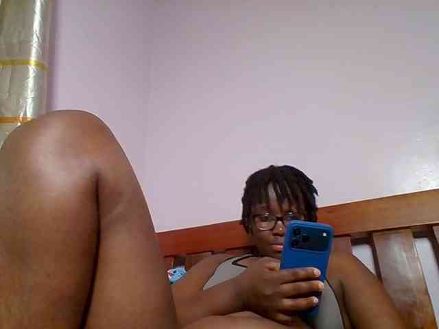 Sweetariah1 webcam