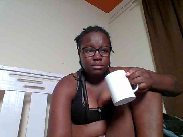 Sweetariah1 webcam