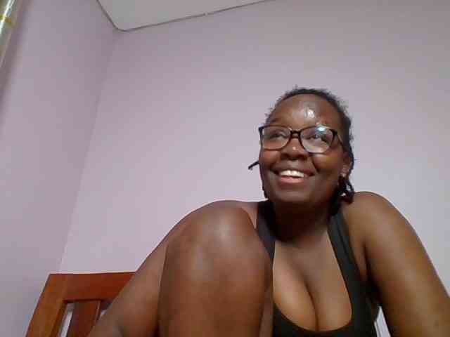 Sweetariah1 webcam