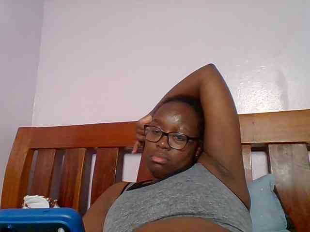 Sweetariah1 webcam