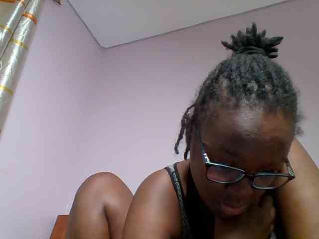 Sweetariah1 webcam
