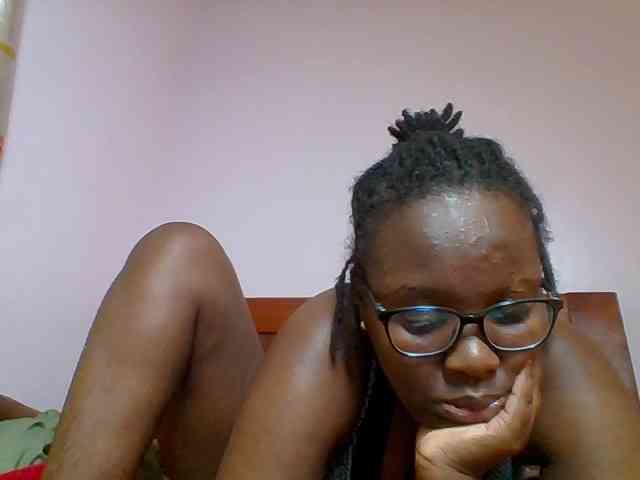 Sweetariah1 webcam
