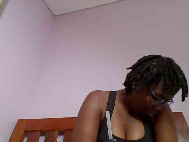 Sweetariah1 webcam