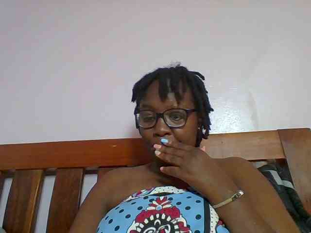 Sweetariah1 webcam