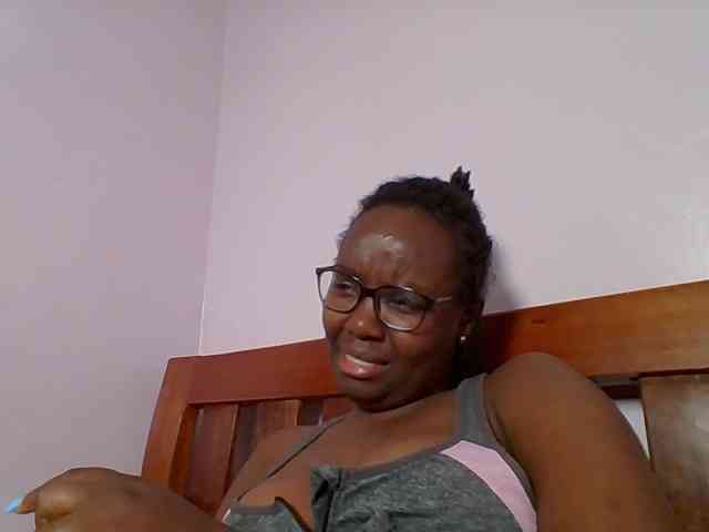 Sweetariah1 webcam