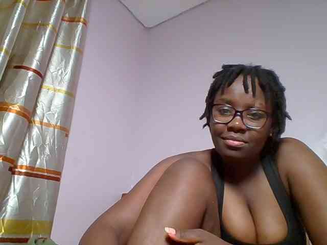 Sweetariah1 webcam