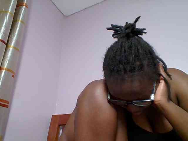 Sweetariah1 webcam