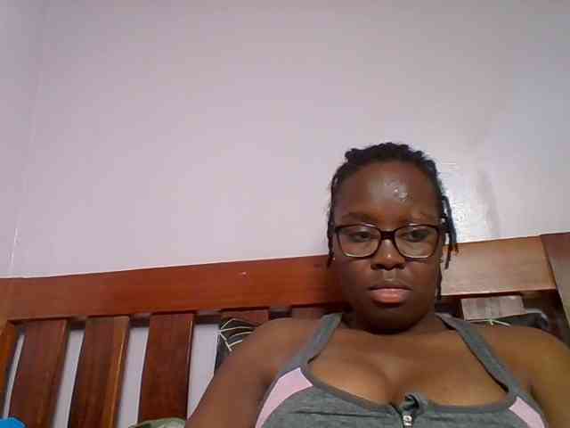 Sweetariah1 webcam