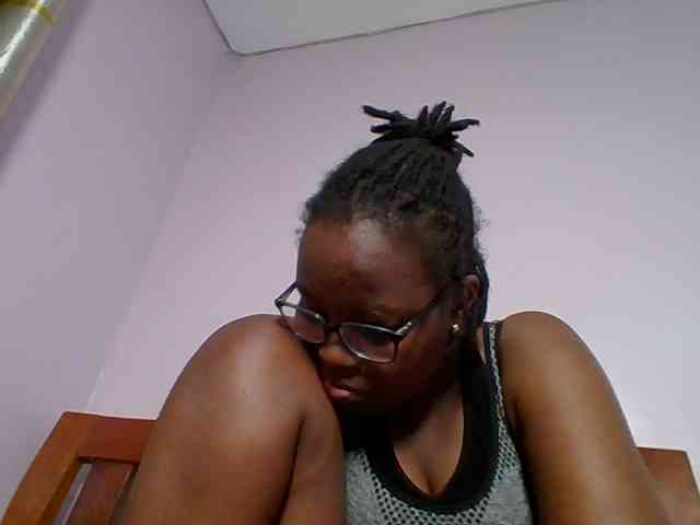 Sweetariah1 webcam
