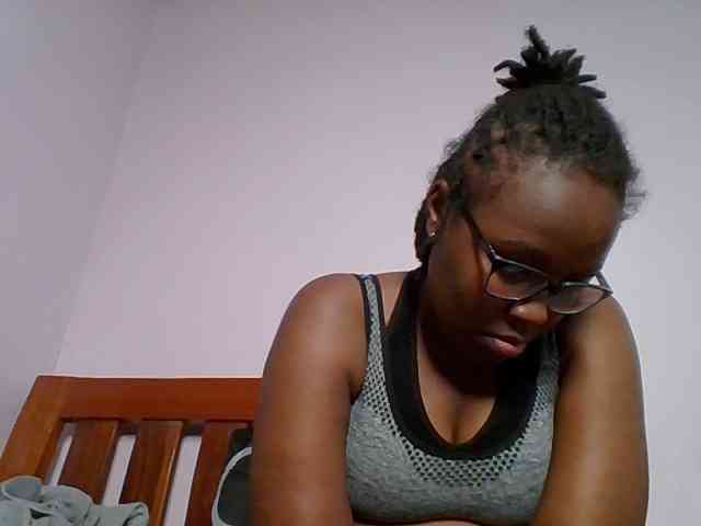 Sweetariah1 webcam