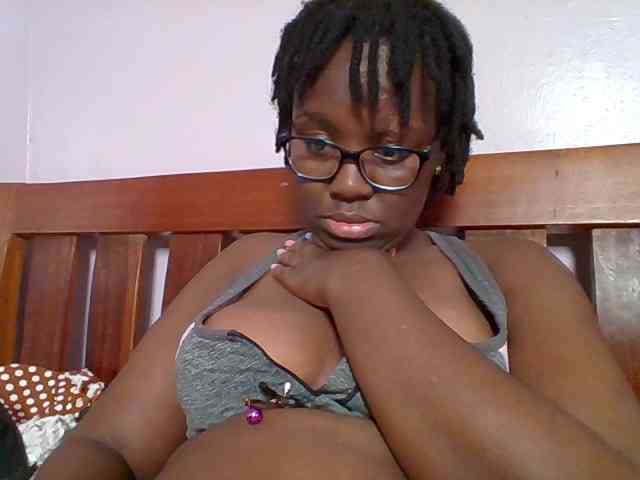 Sweetariah1 webcam