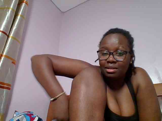 Sweetariah1 webcam