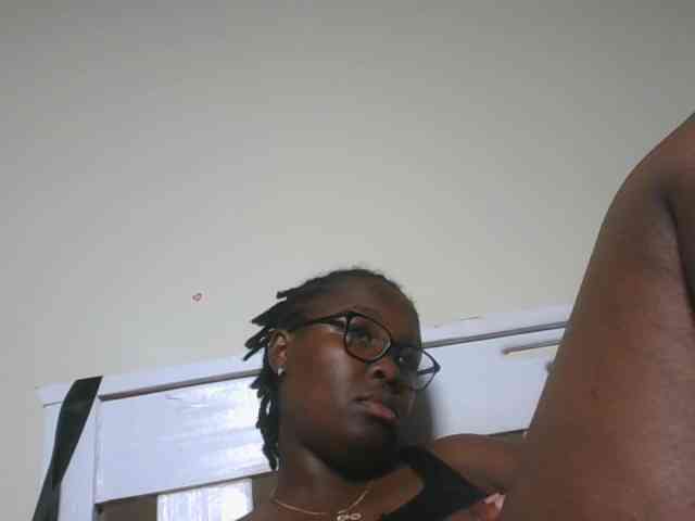 Sweetariah1 webcam