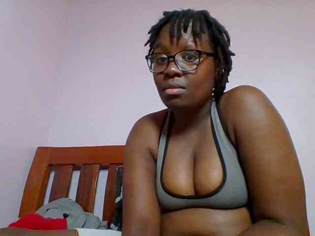Sweetariah1 webcam