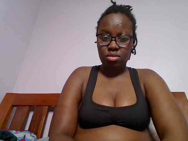 Sweetariah1 webcam