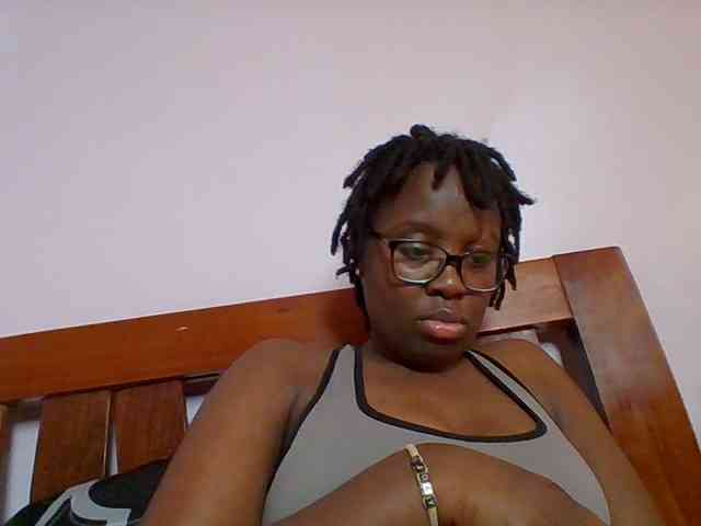 Sweetariah1 webcam