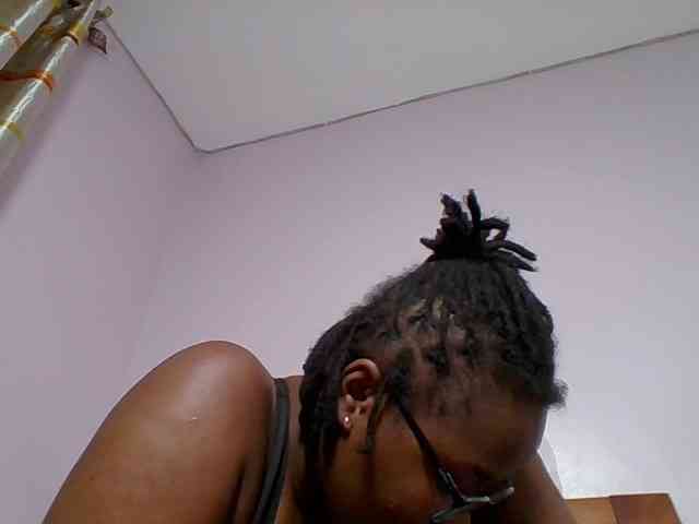 Sweetariah1 webcam