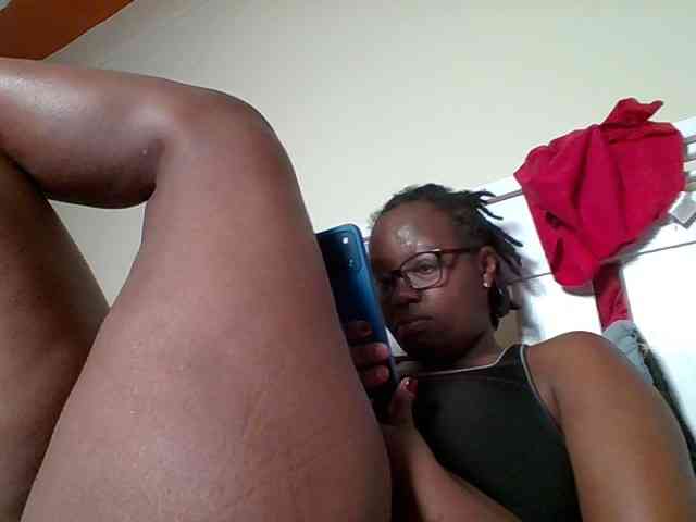 Sweetariah1 webcam