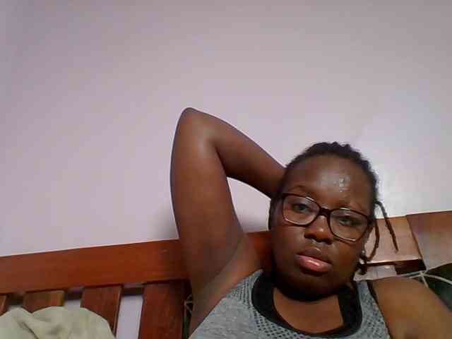 Sweetariah1 webcam