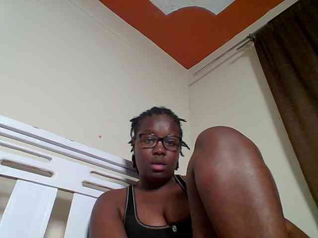 Sweetariah1 webcam