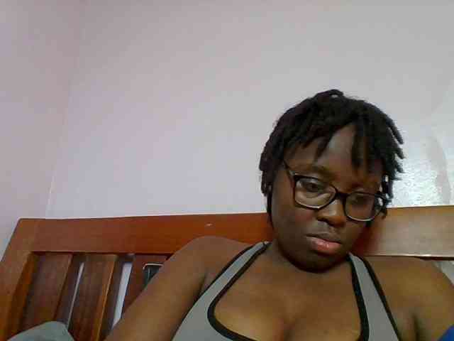 Sweetariah1 webcam