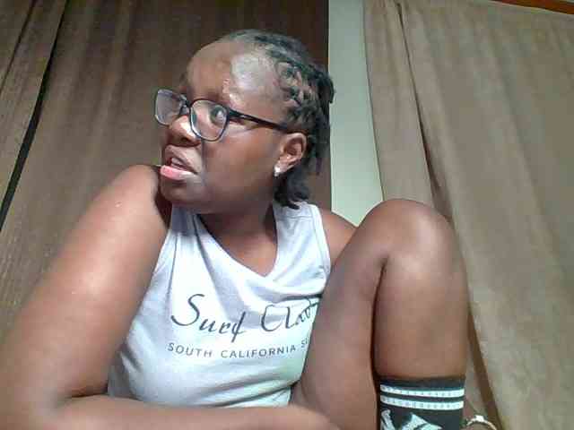 Sweetariah1 webcam