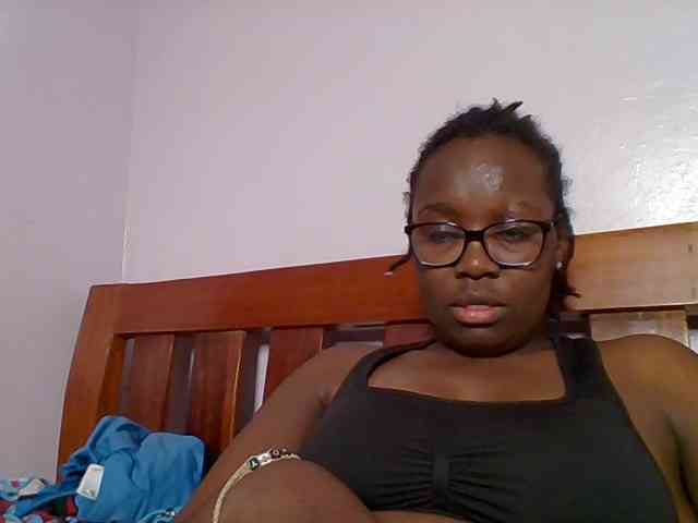 Sweetariah1 webcam