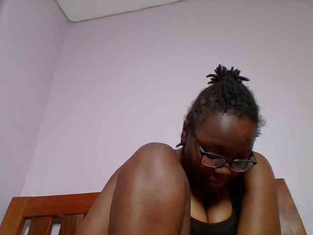 Sweetariah1 webcam