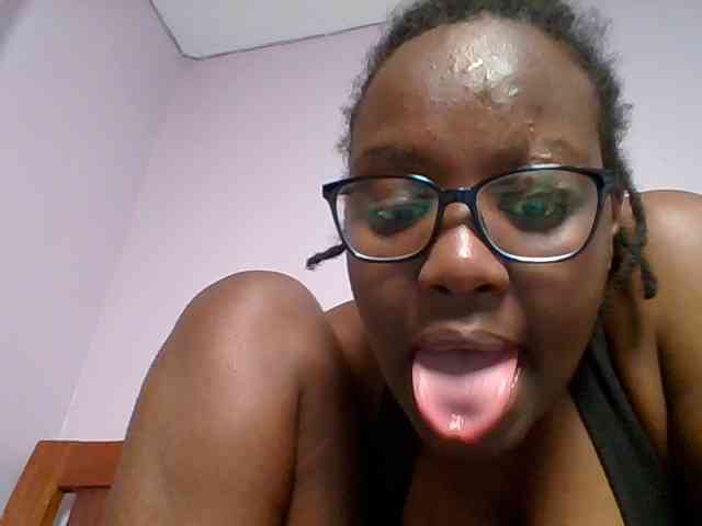 Sweetariah1 webcam