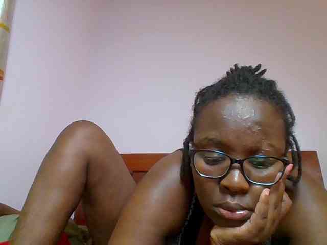 Sweetariah1 webcam