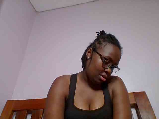 Sweetariah1 webcam