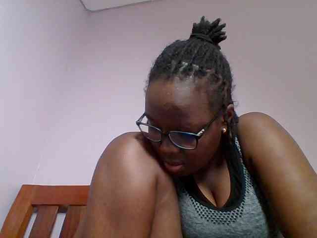 Sweetariah1 webcam