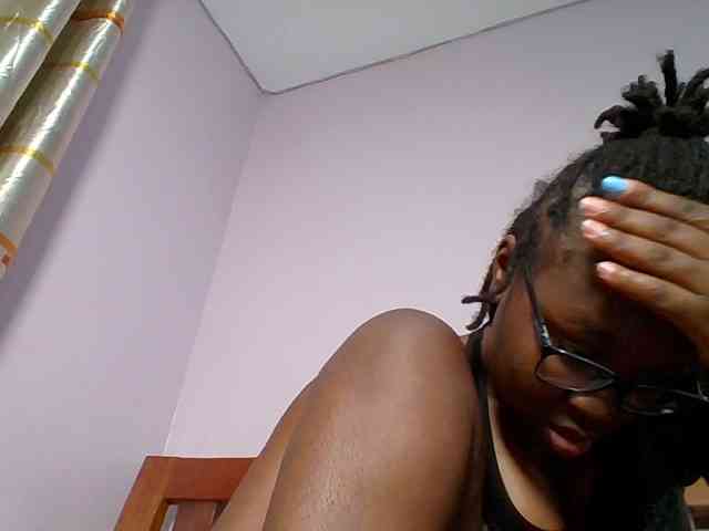 Sweetariah1 webcam