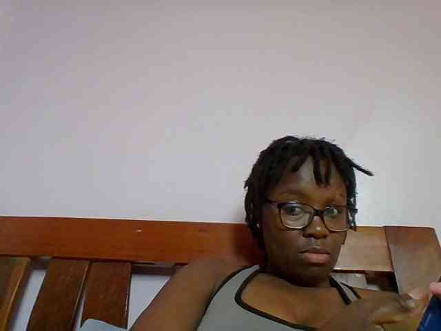 Sweetariah1 webcam
