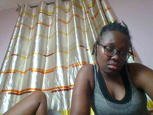 Sweetariah1 webcam