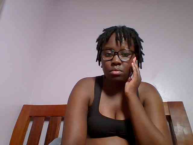 Sweetariah1 webcam