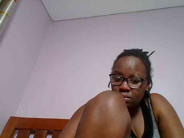 Sweetariah1 webcam