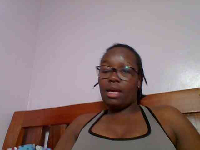 Sweetariah1 webcam