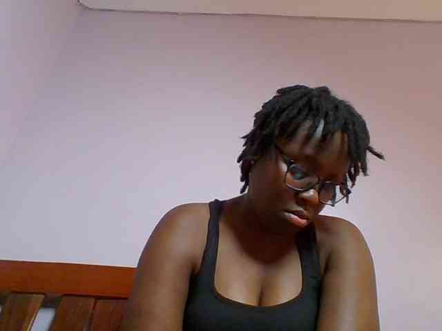 Sweetariah1 webcam