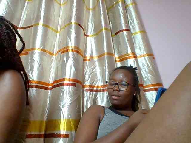 Sweetariah1 webcam