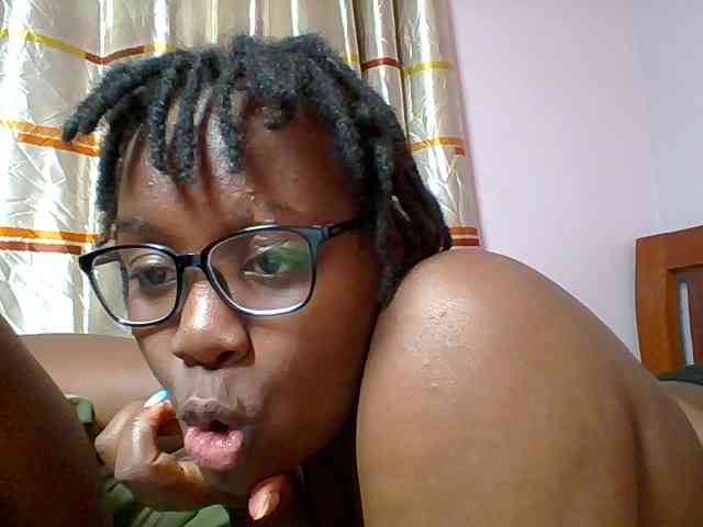 Sweetariah1 webcam
