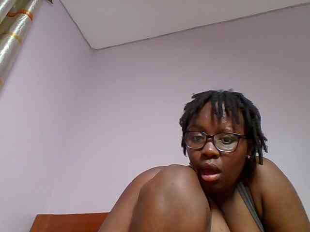 Sweetariah1 webcam