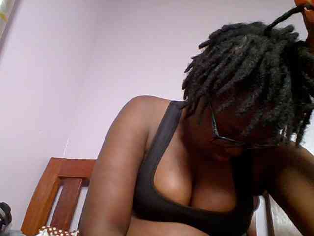 Sweetariah1 webcam