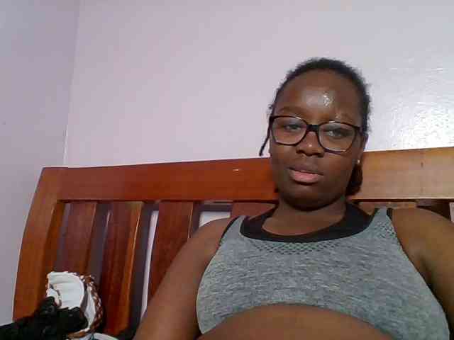 Sweetariah1 webcam