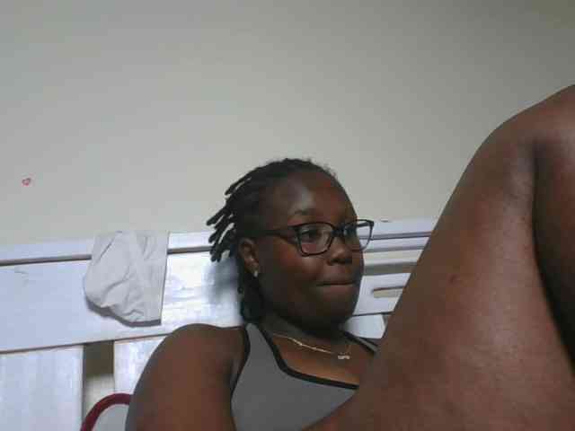 Model: Sweetariah1