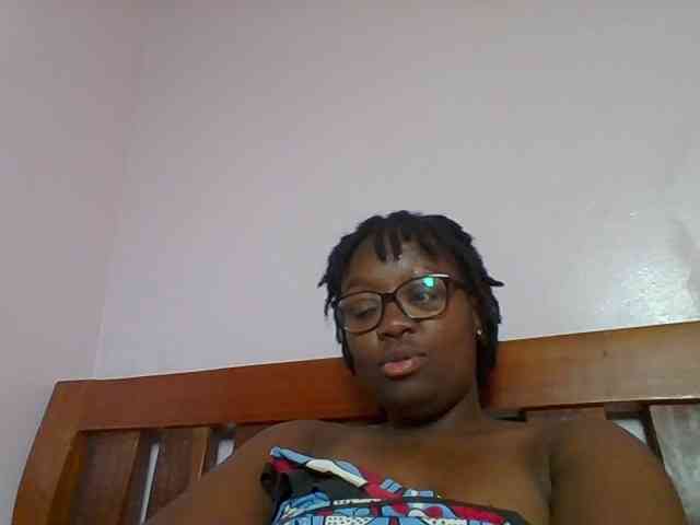 Sweetariah1 webcam